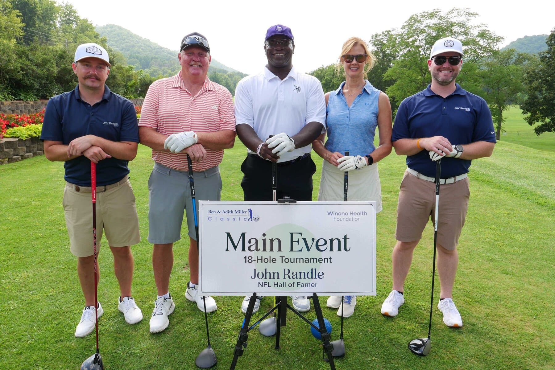 Ben &Amp;Amp; Adith Miller Classic 52 P1023976 Scaled